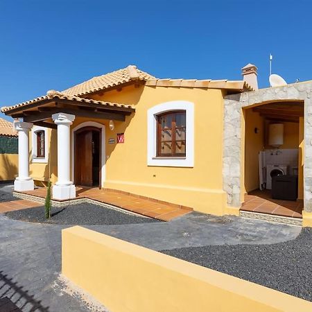 Villa Helen - Heated Pool Wifi Smarttv Barbecue Corralejo Exterior foto